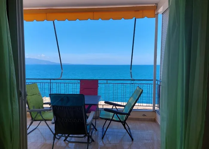 Janos Apartment