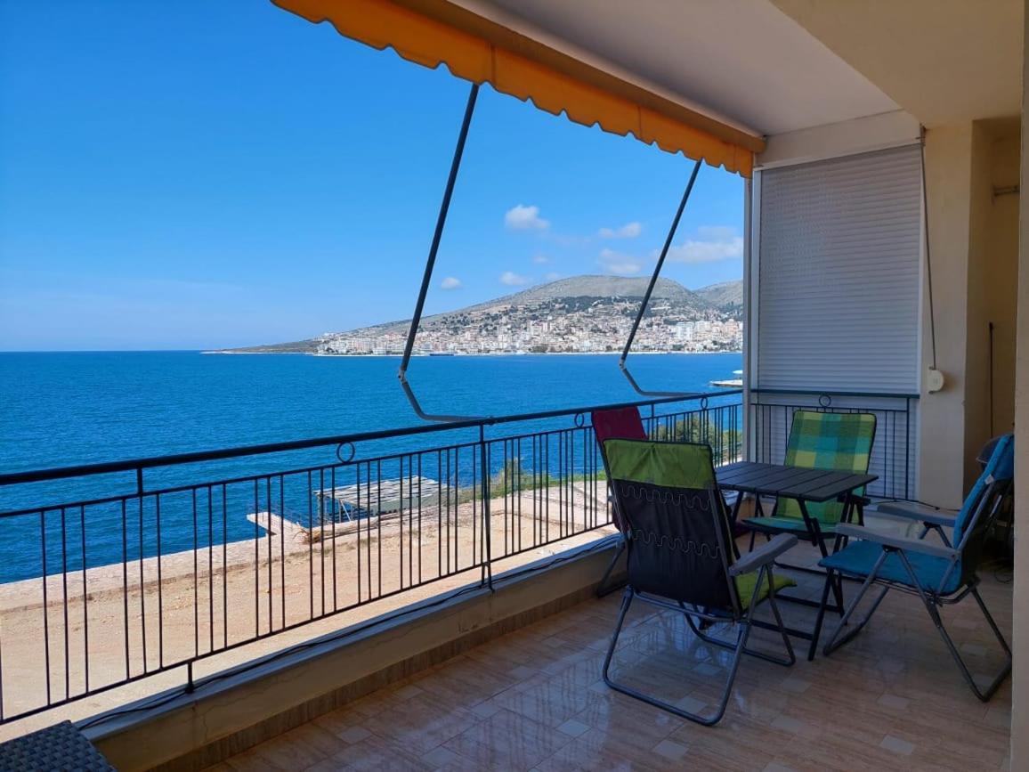 Janos * Sarandë